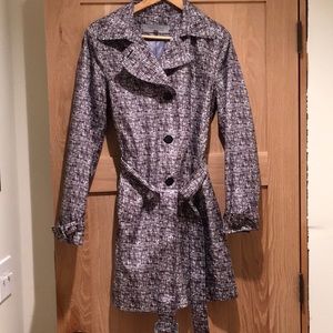 Ann Klein raincoat size small